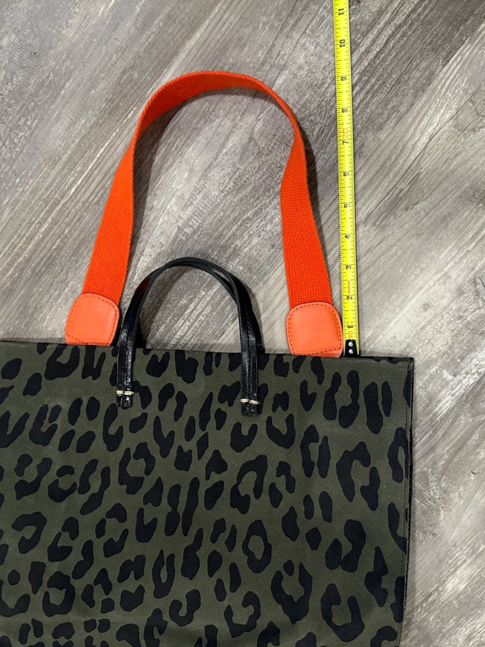 Clare V. Tote - Picture 9 of 11